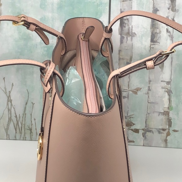 Nwt Michael kors medium tote fawn - Picture 4 of 8